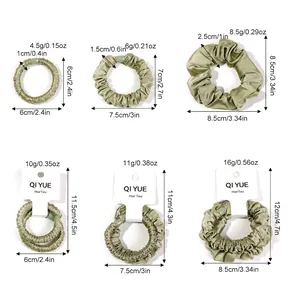 Chouchous en satin de trois tailles avec tableau comparatif des dimensions et du poids