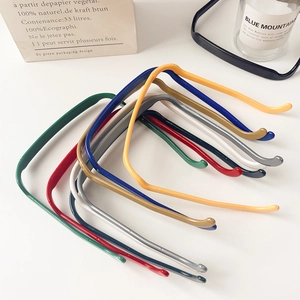 Lot de 8 serre-têtes ondulés carrés colorés pour femmes avec finitions variées