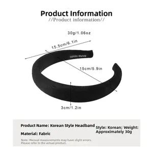 Vue détaillée du serre-tête en tissu noir, diamètre de 15,5 cm et épaisseur de 3 cm