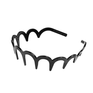 Cerchietto ondulato nero lucido con denti per volume dei capelli e styling sicuro