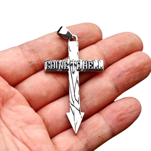 Handheld vintage stainless steel gothic cross pendant featuring arrow design and text engraving