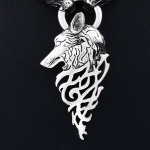 Pendentif tête de loup viking nordique en acier inoxydable poli pour hommes