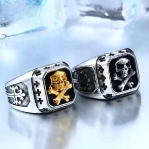 Bagues tête de mort punk en acier inoxydable avec relief croix et fond de glace