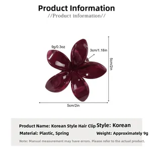 Dettaglio molletta per capelli a fiore rosso marmo con indicazioni di misura 5 cm