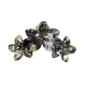 Three-flower marble pattern acetate hair claw clip with elegant ink wash texture