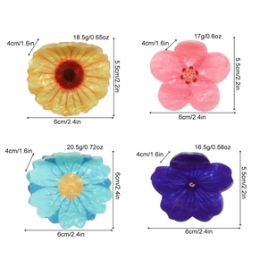 Floral acrylic hair claw clips set with sunflower and cherry blossom patterns