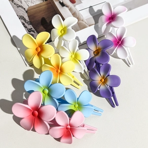 Gradient Flower Duckbill Clip Matte PS Hair Accessory Sweet Plumeria Side Fringe Hair Clip For Women Vacation Beach Styling