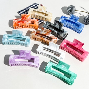 Grande Pince à Cheveux Motif Marbre Pince à Mâchoire Géométrique Carrée en Plastique Accessoire pour Femmes