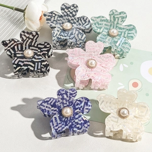 Elegant Flower Hair Claw Clip With Artificial Pearl Acrylic Acetate Plaid Shark Clip For Women Girls Thick Hair Accessories