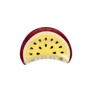 Pince à cheveux créative avec motif de fraise pour une coiffure élégante et douce