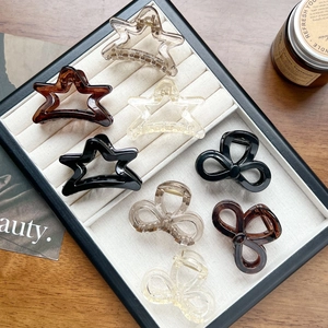 Pinces à Cheveux Coréennes en Forme d'Étoile et de Nœud en Plastique PS Minimaliste Noir Ambre Accessoires Cheveux Femme Quotidien