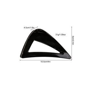 Pince à cheveux triangle évidé noir brillant au design géométrique minimaliste pour femmes
