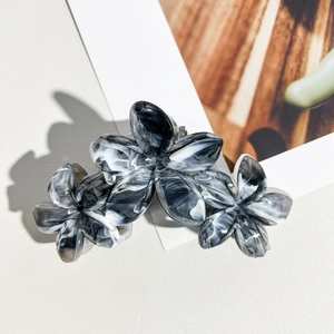 Macro de la pince à cheveux de 11cm en acétate à motif marbre avec ressort métallique