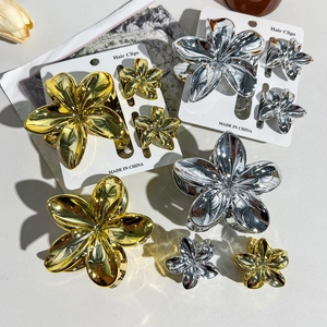 Pince à Cheveux Fleur de Frangipanier Métallique Électroplaquée Pince Requin pour Femmes Accessoires de Coiffure Élégants