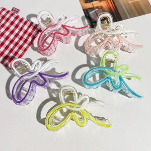 Pince Crabe Papillon Dégradée pour Femmes Grande Pince à Cheveux en Plastique Transparent Accessoire de Coiffure Mode