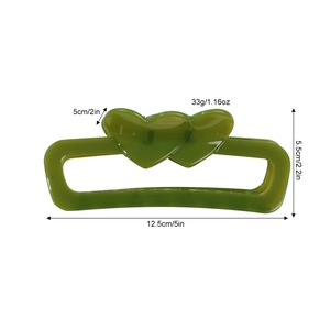 Green rectangular heart hair claw clip with dimensions 12.5x5.5x5cm and weight 33g