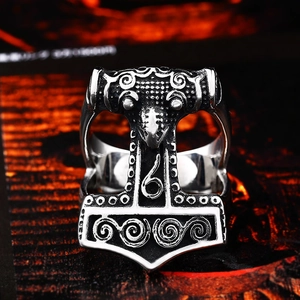 Vintage Viking Mjölnir ring in stainless steel with intricate Nordic raven engraving