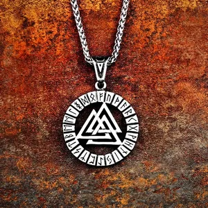 Μενταγιόν Viking Valknut από vintage ανοξείδωτο ατσάλι με χαραγμένους ρούνους