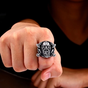 Vintage Viking warrior ring in stainless steel with double axes and antique silver finish