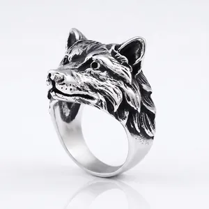 Bague Tête de Loup en Acier Inoxydable Rétro pour Hommes Design Animal Punk Viking Finition Argent Antique Bijoux Biker