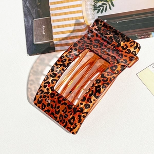 Classic amber leopard print large rectangular hair claw clip in high-quality resin
