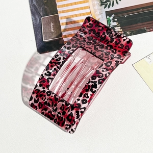 Pink leopard print rectangular hair claw clip with stylish tortoiseshell pattern
