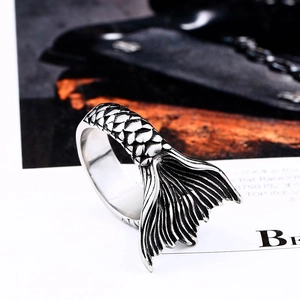 Vintage stainless steel ring featuring detailed fish tail texture and scales design