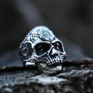 Vintage gothic men's stainless steel skull ring with carved mandala flower pattern