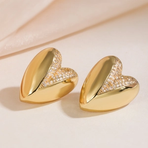 18K gold plated heart stud earrings with half-polished and half-zirconia stone design