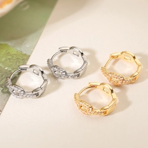 Minimalistische 18K vergoldete hohle geometrische Creolen mit Zirkonia-Steinen