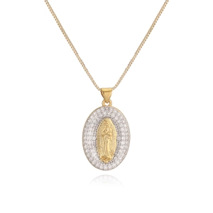 Collier pendentif Vierge Marie ovale plaqué bicolore avec incrustation de zircone
