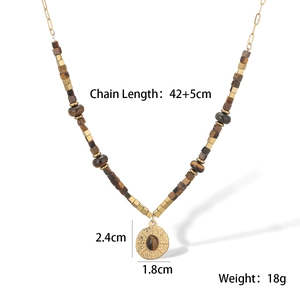 Détail du collier oeil de tigre vintage avec dimensions du pendentif 2.4x1.8cm