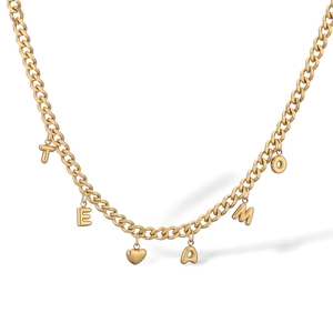 18K vergoldete Edelstahlkette mit TE AMO Buchstaben und Herzanhänger für Damen