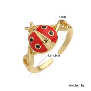 Detailed view of adjustable ladybug ring with 1.3cm width and dimensions