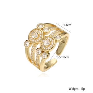 Bague ajustable évidée multicouche plaquée or 18 carats avec oxydes de zirconium