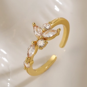 Exquisite 18K gold plated flower ring with sparkling zircon stones in a floral open design