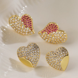 Fashion Copper Heart Stud Earrings For Women 18K Gold Plated Rhinestone Inlaid Heart Shaped Light Luxury Versatile Jewelry