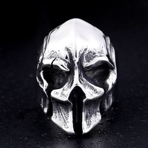 Anillo de calavera con casco espartano para hombre en acero inoxidable estilo retro