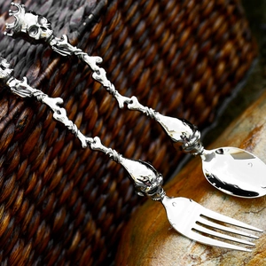 Gothic style stainless steel skeleton skull cutlery set with spoon and fork pieces