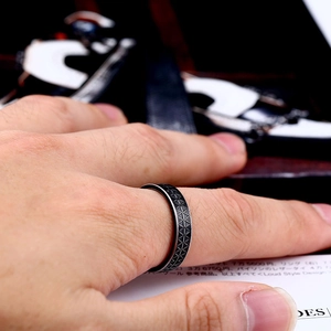 Men's vintage silver ring with etched geometric triangle pattern and punk style