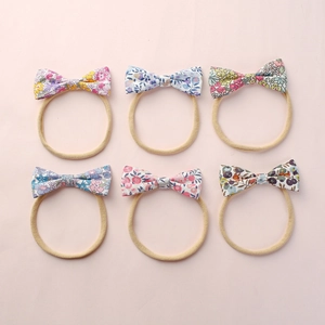 Bandeaux à Nœud Floral pour Bébé Fille Bandeaux en Nylon Doux Accessoires Cheveux Doux pour Nourrissons Quotidien Fête Photographie