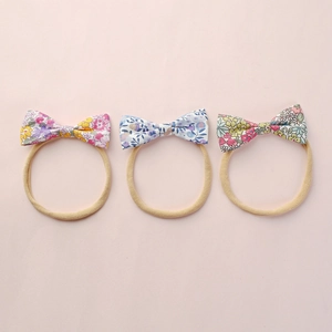 Lot de 3 bandeaux bébé à nœuds floraux avec des bandes souples en nylon élastique
