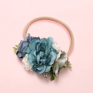 Détails du bandeau bébé en nylon souple avec fleurs artisanales bleues et blanches élégantes