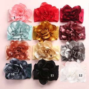 Bandeau à Cheveux en Nylon Doux pour Bébé Filles Grande Fleur en Satin Floral Torsade Elastique pour Nourrissons Accessoires Photo