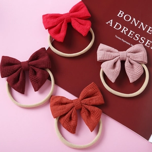 Lot de quatre bandeaux en nylon souple pour bébés filles en tissu jacquard rouge et rose