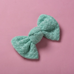 Nœud de cheveux tricoté vert menthe pour filles avec texture élégante en maille ajourée