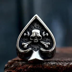 Bague Homme Vintage Punk en Acier Inoxydable Crâne Pique Finition Vieillie Bague Biker Gothique Bijoux Cadeau