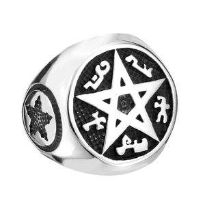 Bague gothique en acier titane pour homme avec pentagramme et symboles mystiques