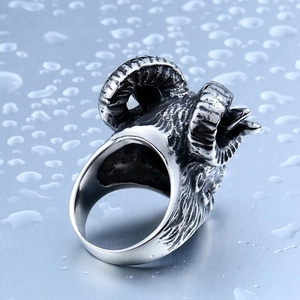 Bague tête de bélier vintage pour hommes en acier inoxydable au style punk rock