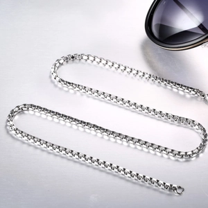 Polished silver titanium steel box chain necklace for men with square links